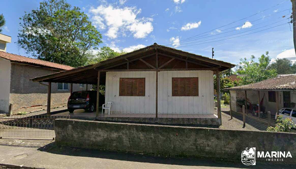 Casa à venda em Orleans, Rio Belo, com 3 quartos, 367,20m²